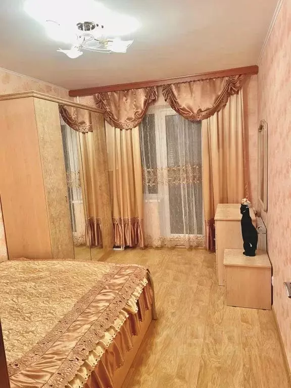 3-к кв. Новгородская область, Великий Новгород ул. Коровникова, 5 ... - Фото 1