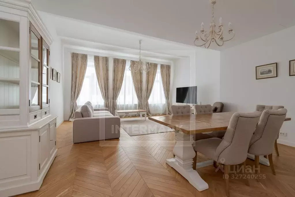 3-к кв. Москва Никольская ул., 10/2С2б (125.0 м) - Фото 1