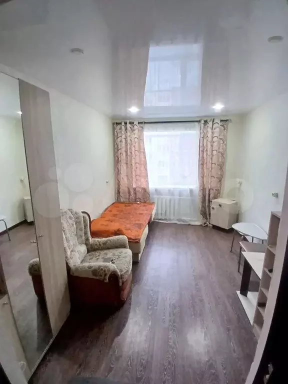 Комната 15 м в 4-к., 1/2 эт. - Фото 0