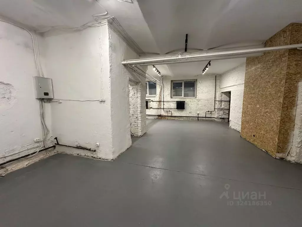 Помещение свободного назначения в Москва Большой Спасоглинищевский ... - Фото 1