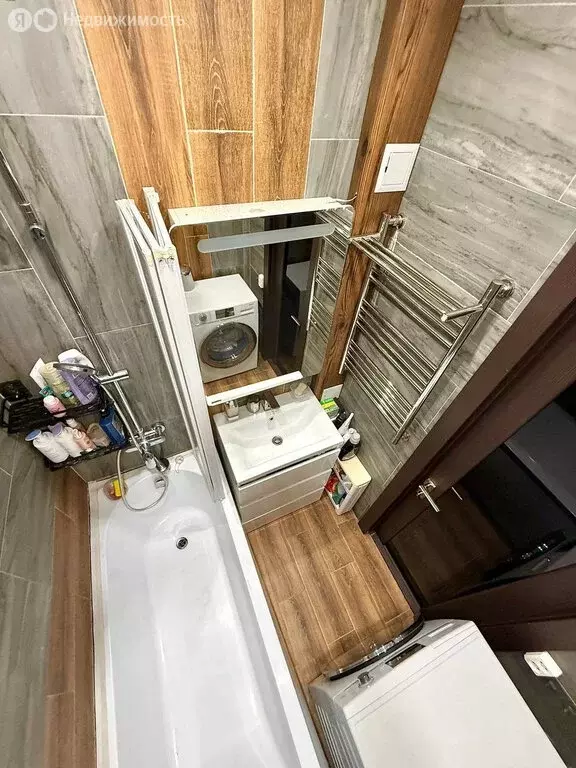 3-комнатная квартира: Кызыл, улица Ооржака Лопсанчапа, 37/3 (67.7 м) - Фото 1