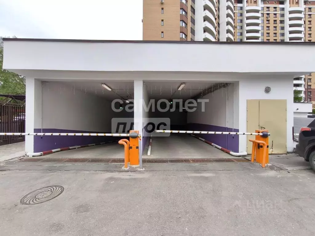 Гараж в Москва Нижегородская ул., 11 (13 м) - Фото 1