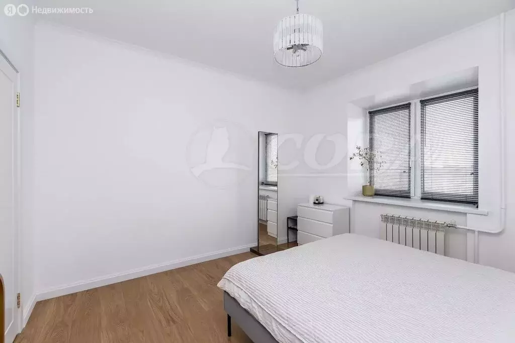 2-комнатная квартира: Тюмень, Индустриальная улица, 34 (83.4 м) - Фото 0