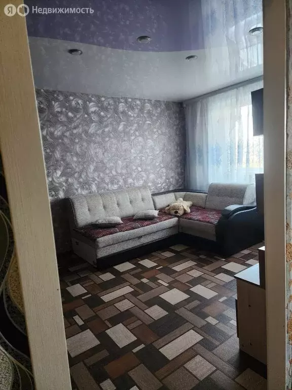 1-комнатная квартира: Ирбит, Комсомольская улица, 41 (33.2 м) - Фото 0