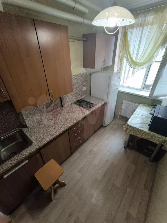 1-к. квартира, 30 м, 1/3 эт. - Фото 0