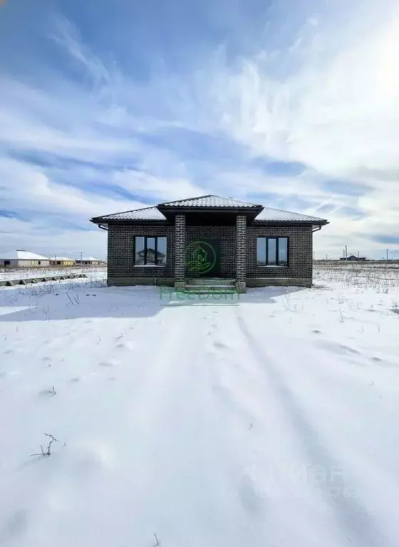 Дом в Белгородская область, Белгородский район, Пушкарское с/пос, с. ... - Фото 1