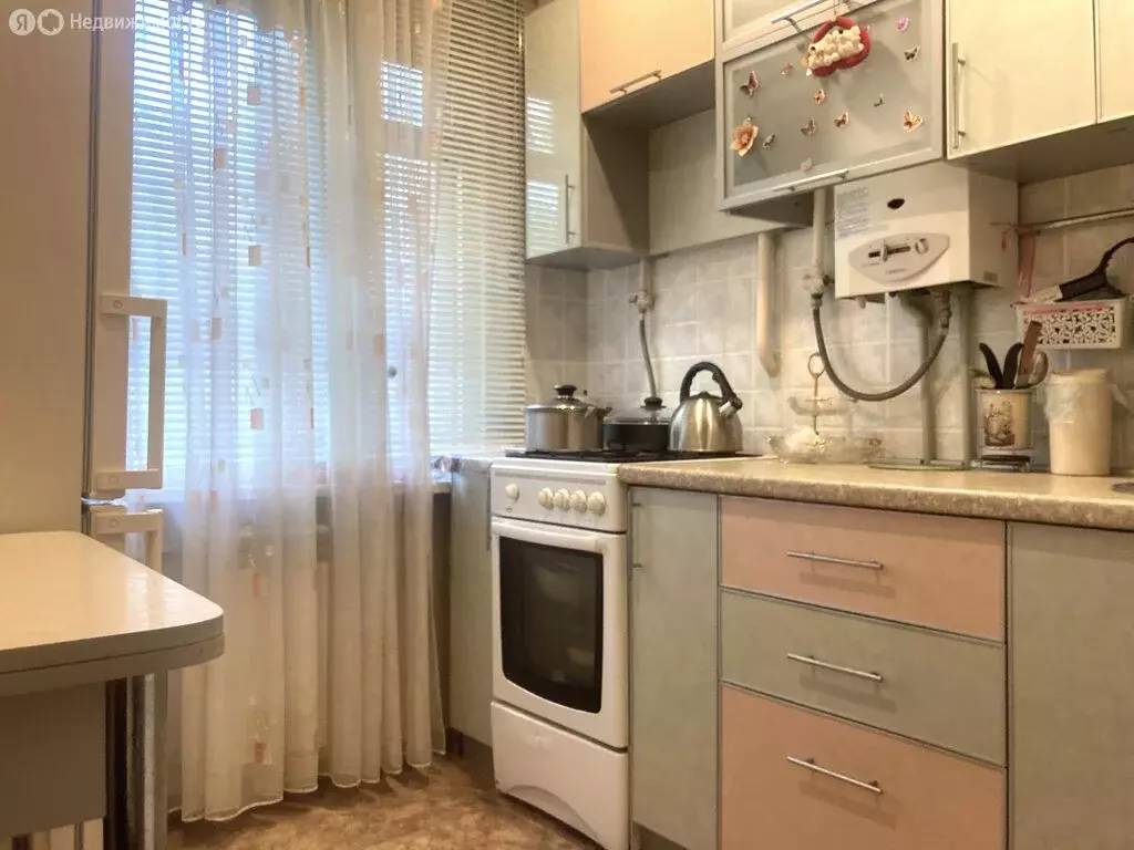 3-комнатная квартира: Дзержинск, проспект Свердлова, 86А (49.3 м) - Фото 2