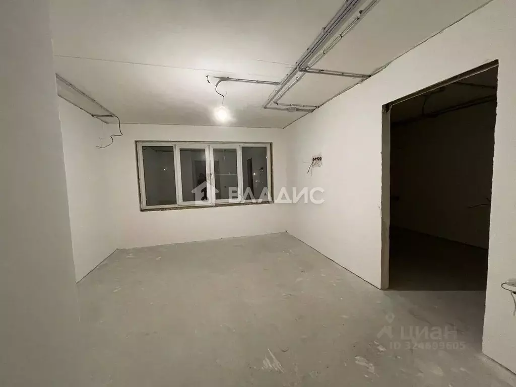 3-к кв. Пензенская область, Пенза просп. Строителей, 42 (65.0 м) - Фото 1