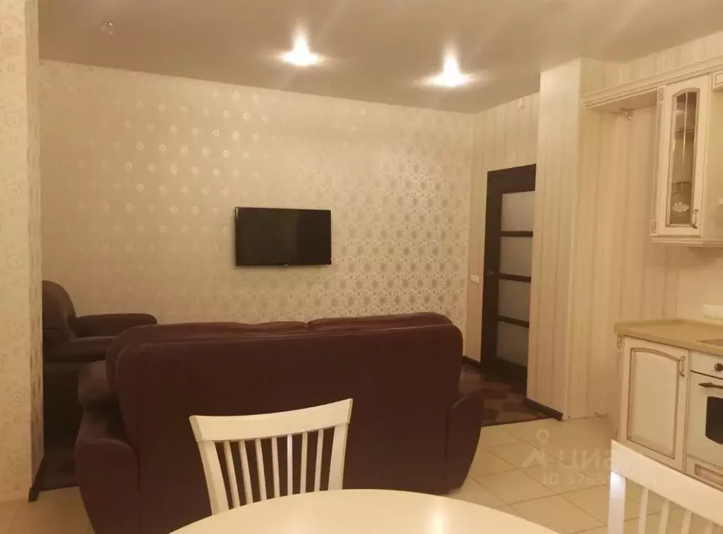 3-к кв. Челябинская область, Челябинск ул. Бейвеля, 6 (117.0 м) - Фото 2