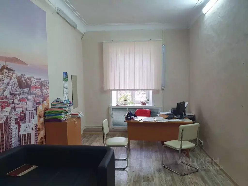 Помещение свободного назначения в Пермский край, Кунгур ул. Карла ... - Фото 1