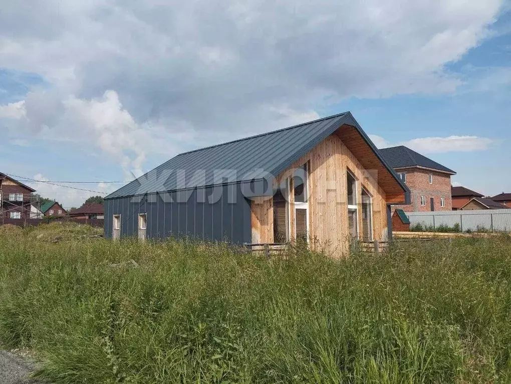 Дом в Новосибирская область, Новосибирский район, Станционный ... - Фото 0