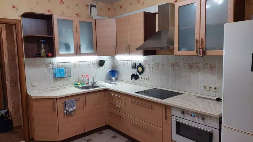 1-к кв. Свердловская область, Екатеринбург ул. Бажова, 68 (43.5 м) - Фото 0