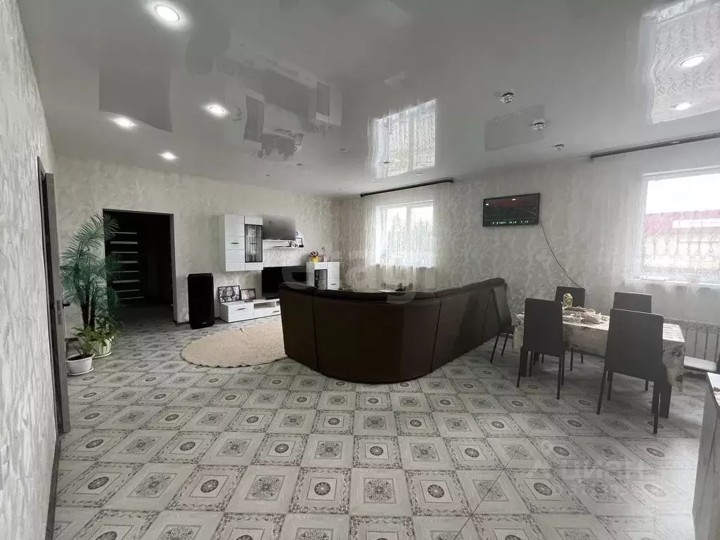 Дом в Свердловская область, Тугулым пгт ул. Ленина, 240-1А (160 м) - Фото 1