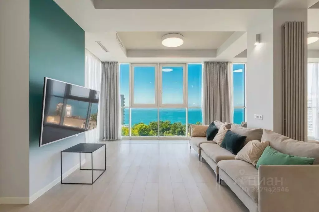 2-к кв. Краснодарский край, Сочи Курортный просп., 108/16 (67.0 м) - Фото 0