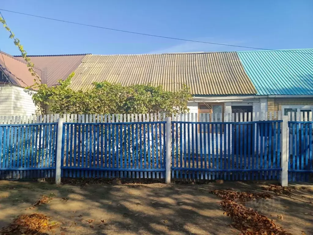 Дом в Астраханская область, Лиман рп ул. Космонавтов, 40 (90 м) - Фото 2