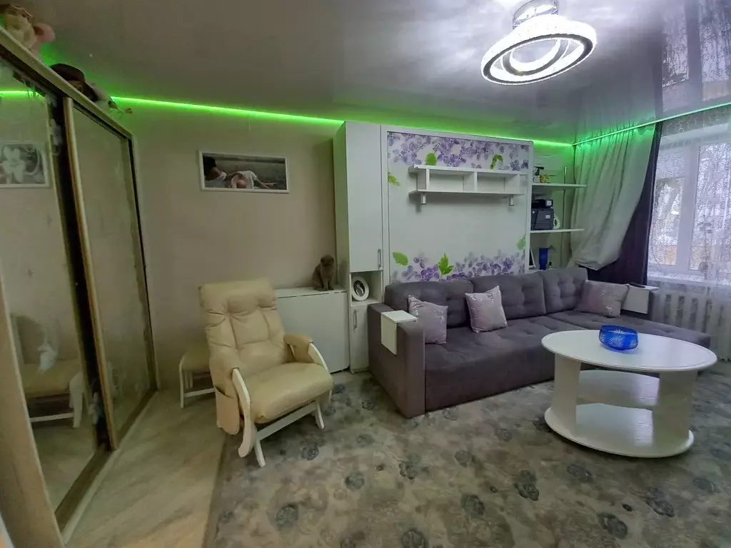 Продаётся 4-к квартира, 80 м - Фото 0