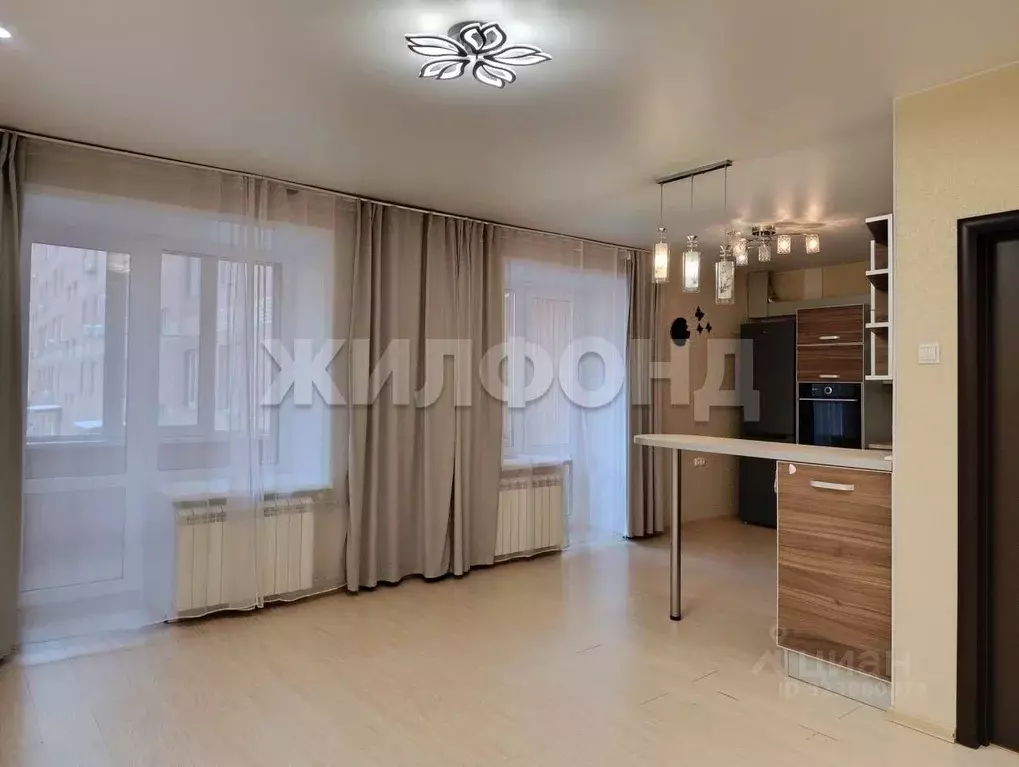 3-к кв. Новосибирская область, Новосибирск Владимировская ул., 21 ... - Фото 2