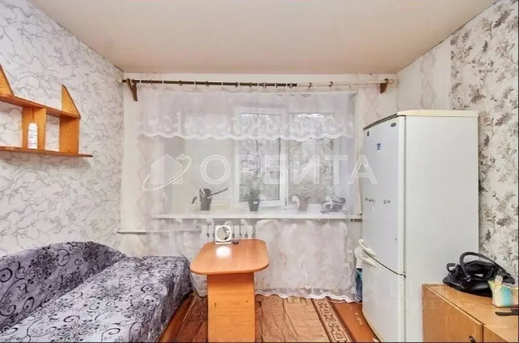 Комната Тюменская область, Тюмень Фабричная ул., 20а (12.4 м) - Фото 1