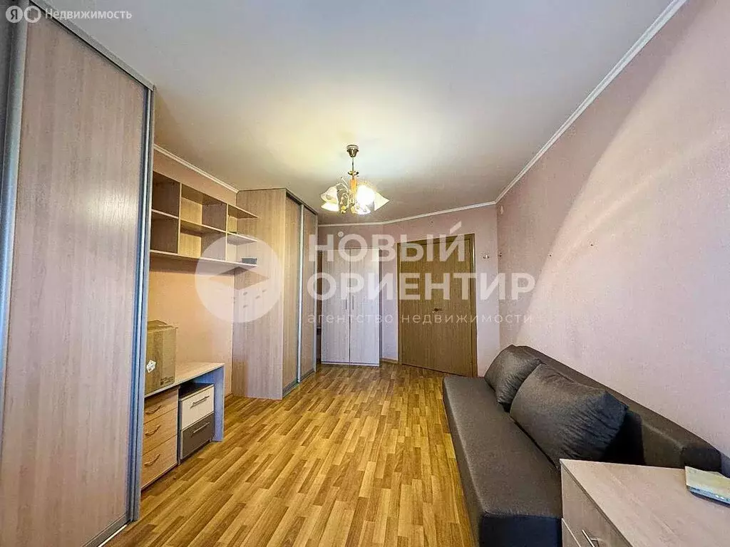 1-комнатная квартира: Екатеринбург, улица Смазчиков, 3 (39 м) - Фото 1