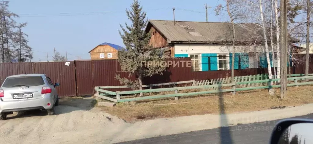 Дом в Саха (Якутия), Горный улус, с. Бердигестях ул. Мира, 14 (74 м) - Фото 1
