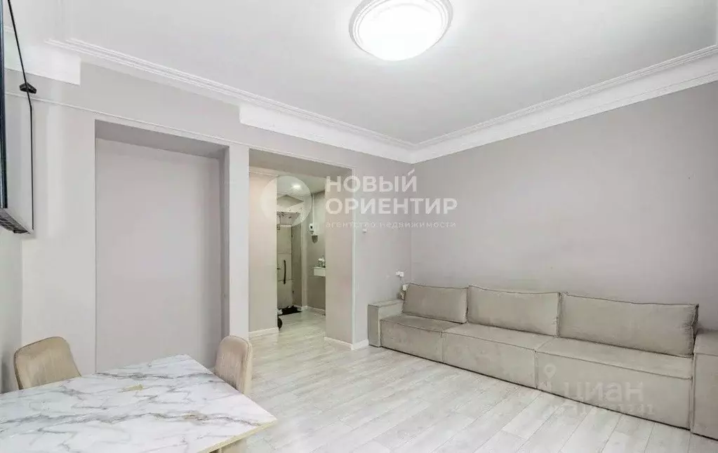 2-к кв. Свердловская область, Верхняя Пышма ул. Победы, 24 (60.3 м) - Фото 0