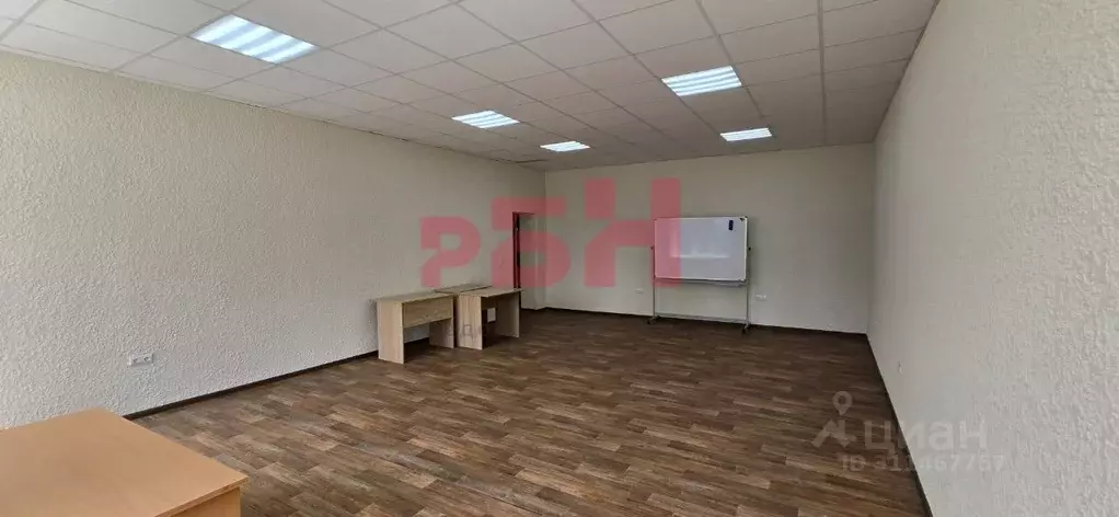 Офис в Воронежская область, Воронеж ул. Кривошеина, 15 (47 м) - Фото 1