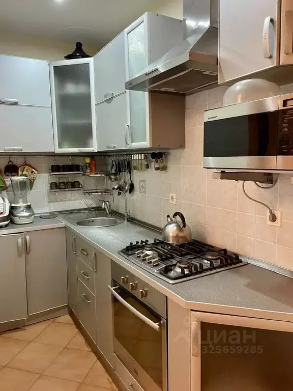 3-к кв. Волгоградская область, Волгоград Двинская ул., 11А (80.0 м) - Фото 2