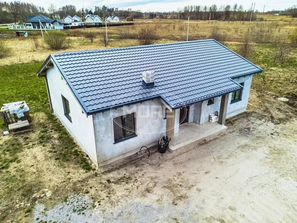 Дом в Калининградская область, Гурьевский муниципальный округ, пос. ... - Фото 0