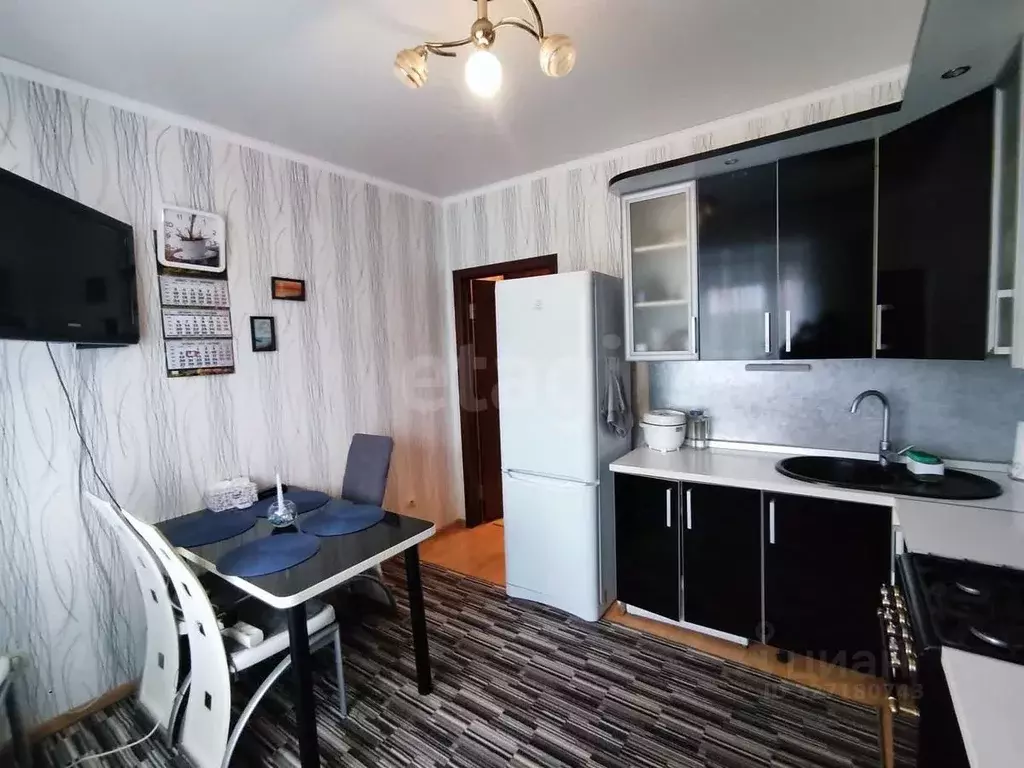 2-к кв. Краснодарский край, Ейск Коммунистическая ул. (62.4 м) - Фото 2