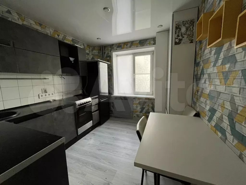 3-к. квартира, 65 м, 1/9 эт. - Фото 0