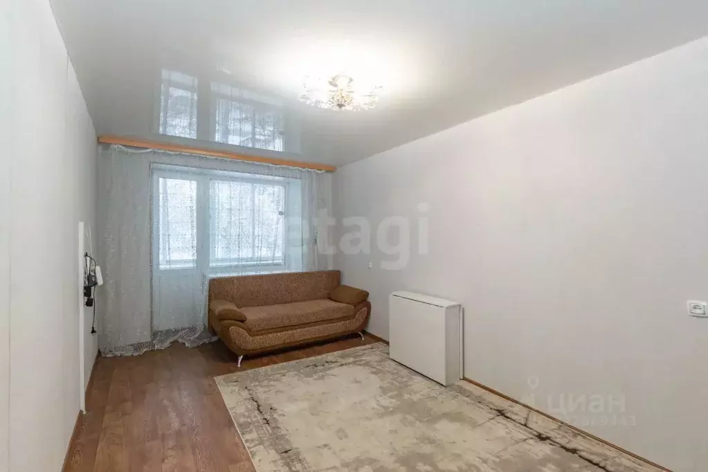 1-к кв. Омская область, Омск ул. 17-й Военный городок, 370 (29.0 м) - Фото 1