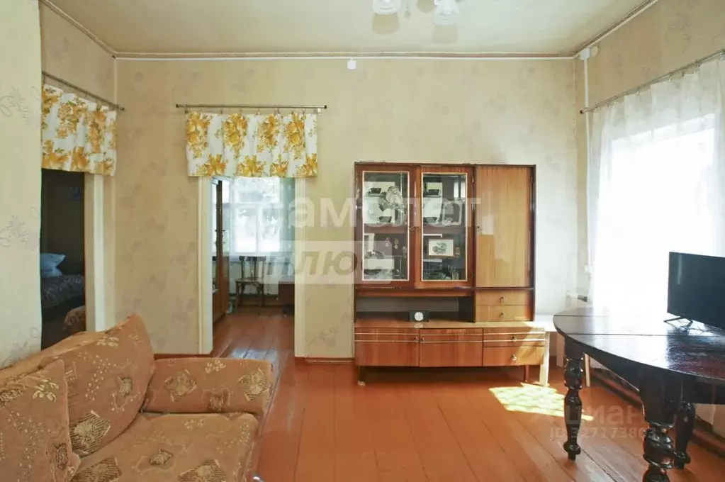 Дом в Омская область, Омск Порт-Артур мкр, ул. Семашко, 46 (66 м) - Фото 2