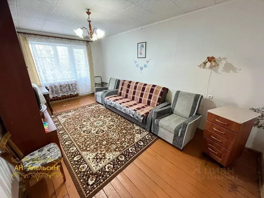 2-к кв. Ленинградская область, Тихвин 4-й мкр, 15 (44.0 м) - Фото 2