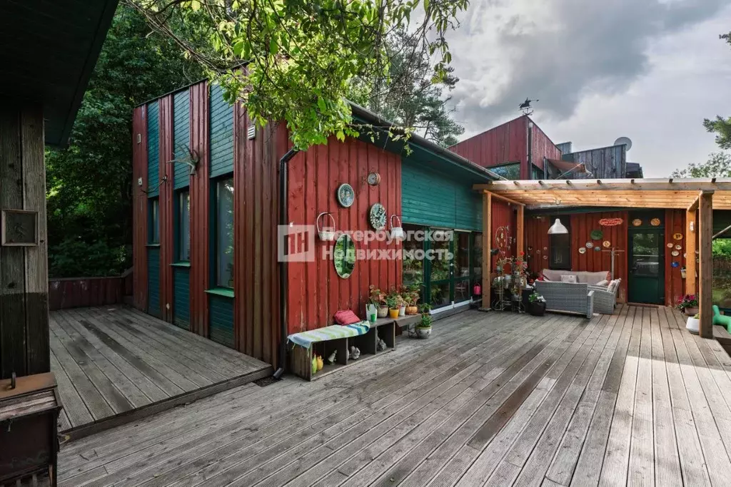 Дом в Ленинградская область, Выборгский район, Первомайское с/пос, ... - Фото 1