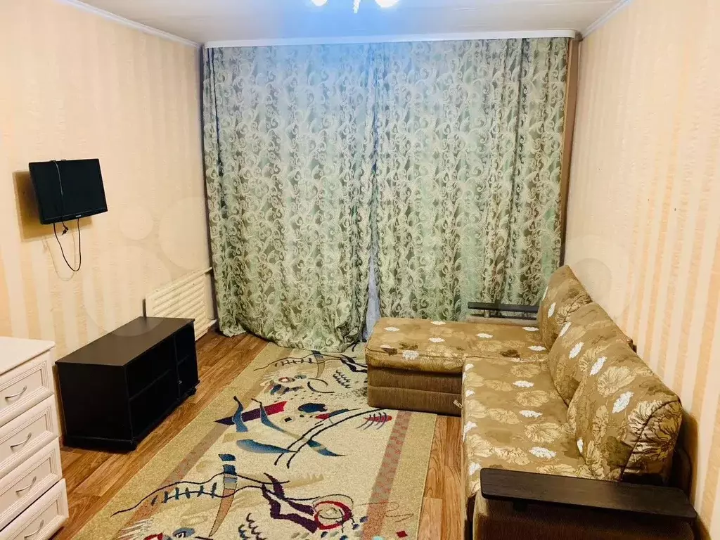 1-к. квартира, 32 м, 2/9 эт. - Фото 0