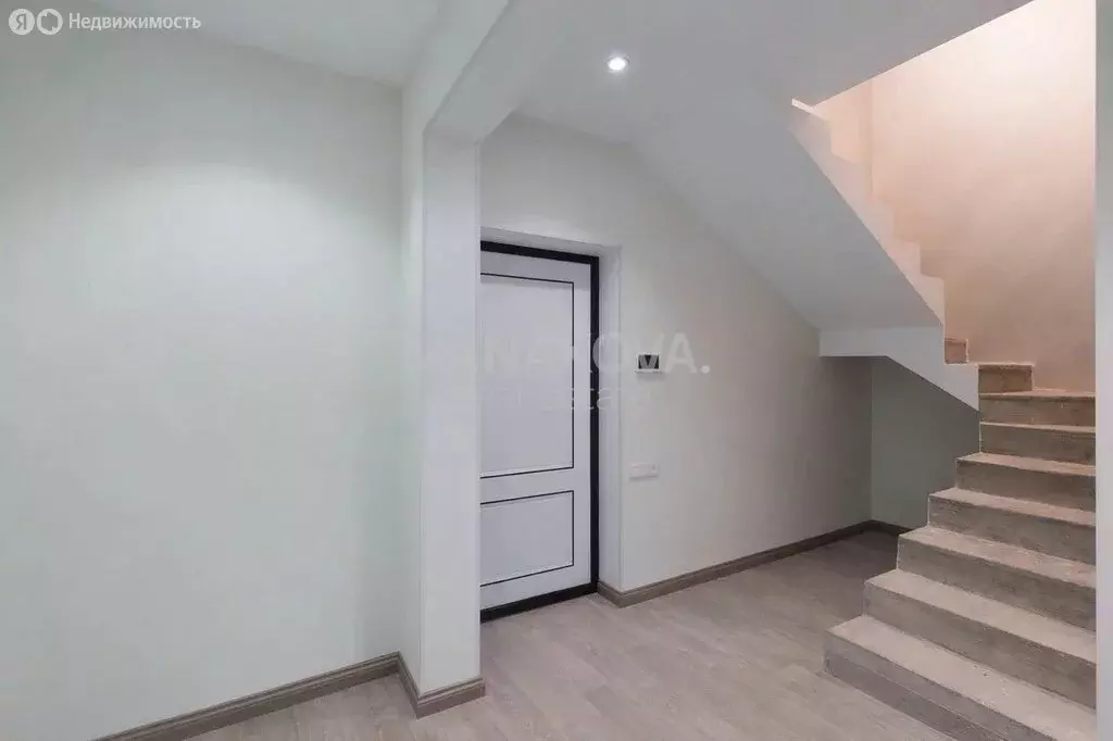 6-комнатная квартира: Санкт-Петербург, проспект Большевиков, 7к3 (213 ... - Фото 1