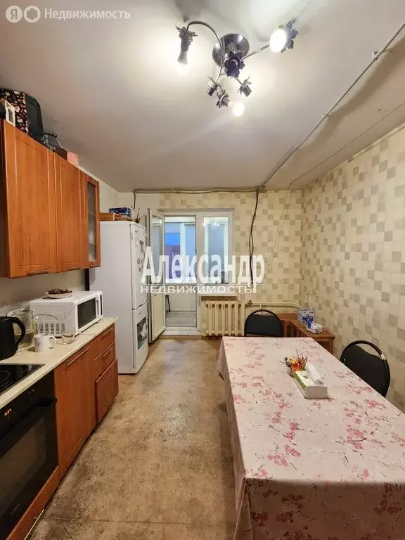 2-комнатная квартира: Кириши, улица Нефтехимиков, 43 (75 м) - Фото 2