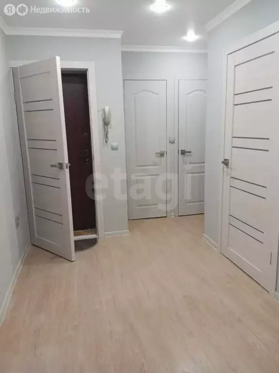 4-комнатная квартира: Балабаново, улица 1 Мая, 6 (62.9 м) - Фото 1