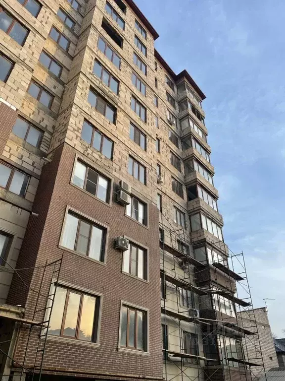 3-к кв. Дагестан, Махачкала Батырая ул., 136Н (100.0 м) - Фото 0