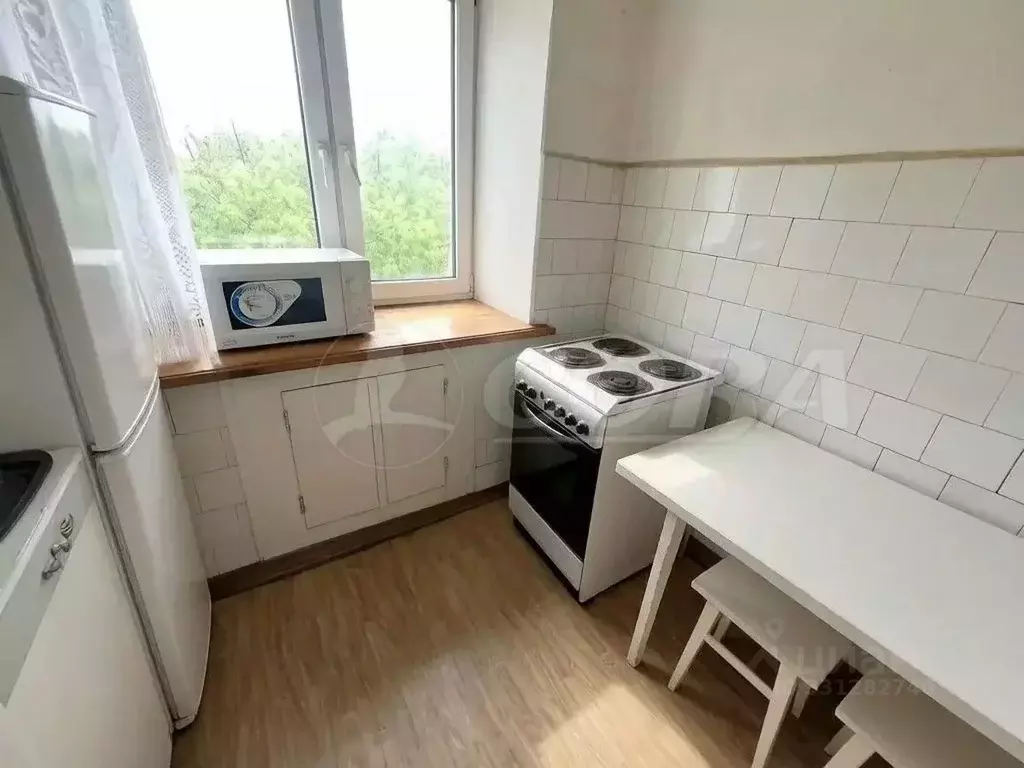 3-к кв. Тюменская область, Тюмень ул. Республики, 156 (56.0 м) - Фото 2