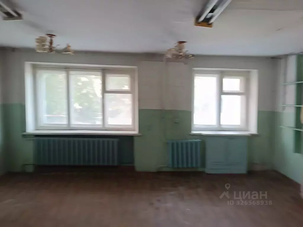 Помещение свободного назначения в Курганская область, Курган ул. ... - Фото 2