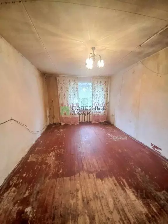 Комната Курганская область, Курган ул. Бажова, 140 (18.0 м) - Фото 0