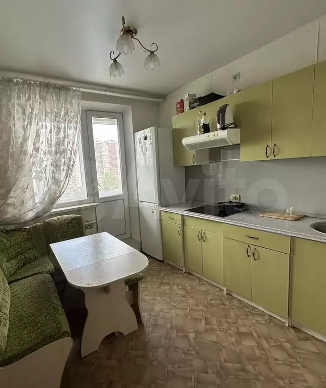 1-к. квартира, 40 м, 6/13 эт. - Фото 1