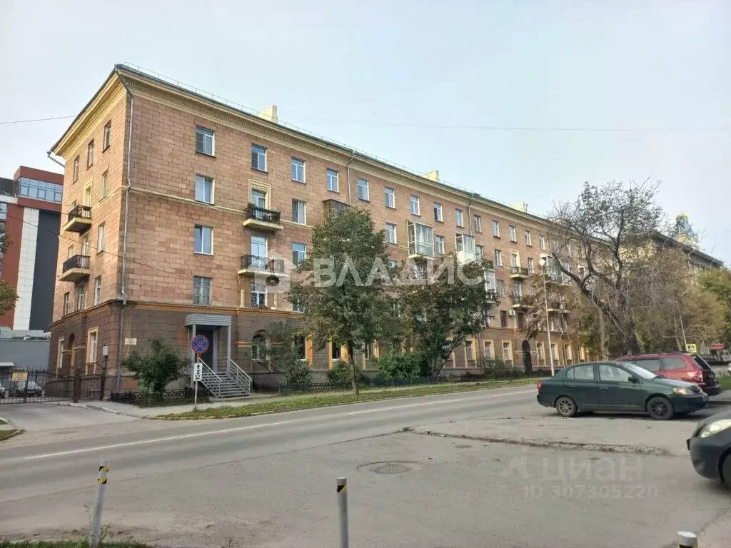 3-к кв. Новосибирская область, Новосибирск ул. Свердлова, 11 (68.0 м) - Фото 0