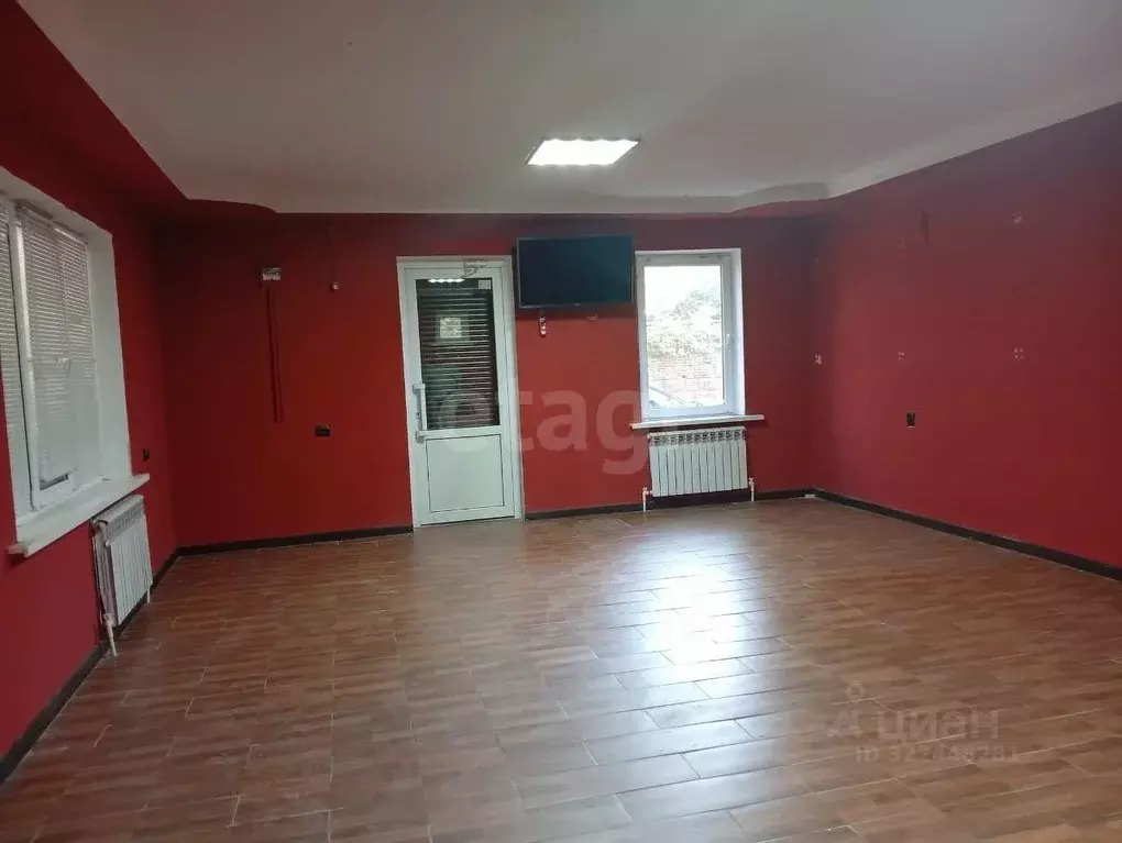 Офис в Астраханская область, Астрахань Казанская ул., 77 (46 м) - Фото 1