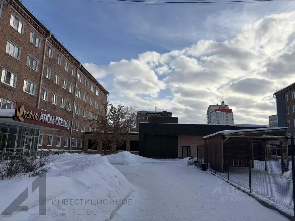 Помещение свободного назначения в Тюменская область, Тюмень ул. ... - Фото 1