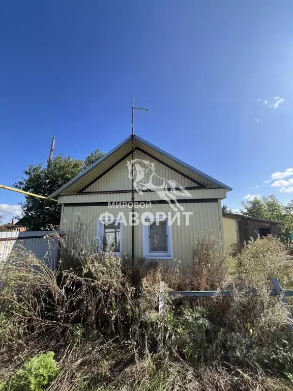 Дом в Оренбургская область, Гайский городской округ, д. Узембаево ул. ... - Фото 0