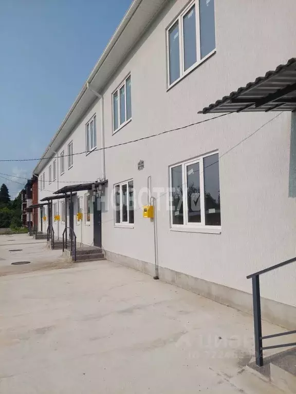 Таунхаус в Краснодарский край, Хадыженск Апшеронский район, ул. ... - Фото 1