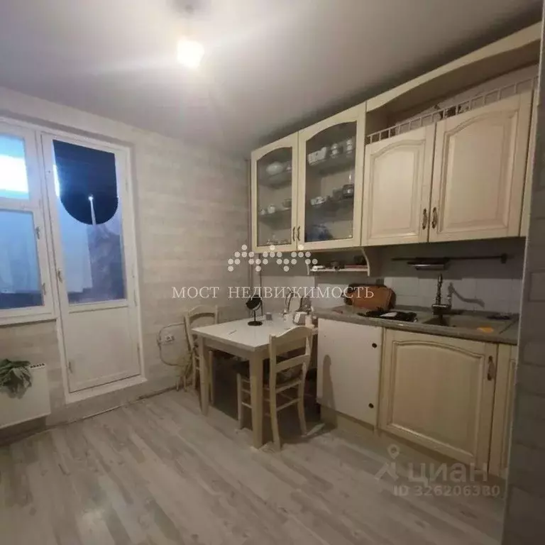 3-к кв. Москва Митинская ул., 17К2 (81.4 м) - Фото 1