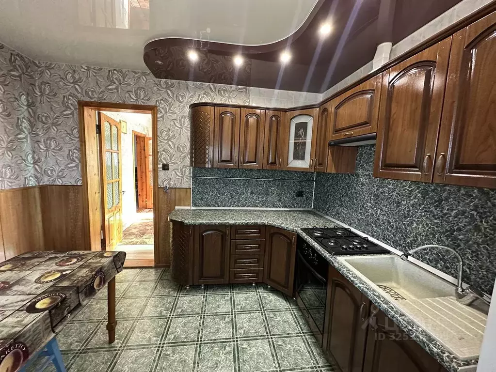 Дом в Ставропольский край, Ставрополь № 8 мкр, пер. Анисимова, 13 (190 ... - Фото 1